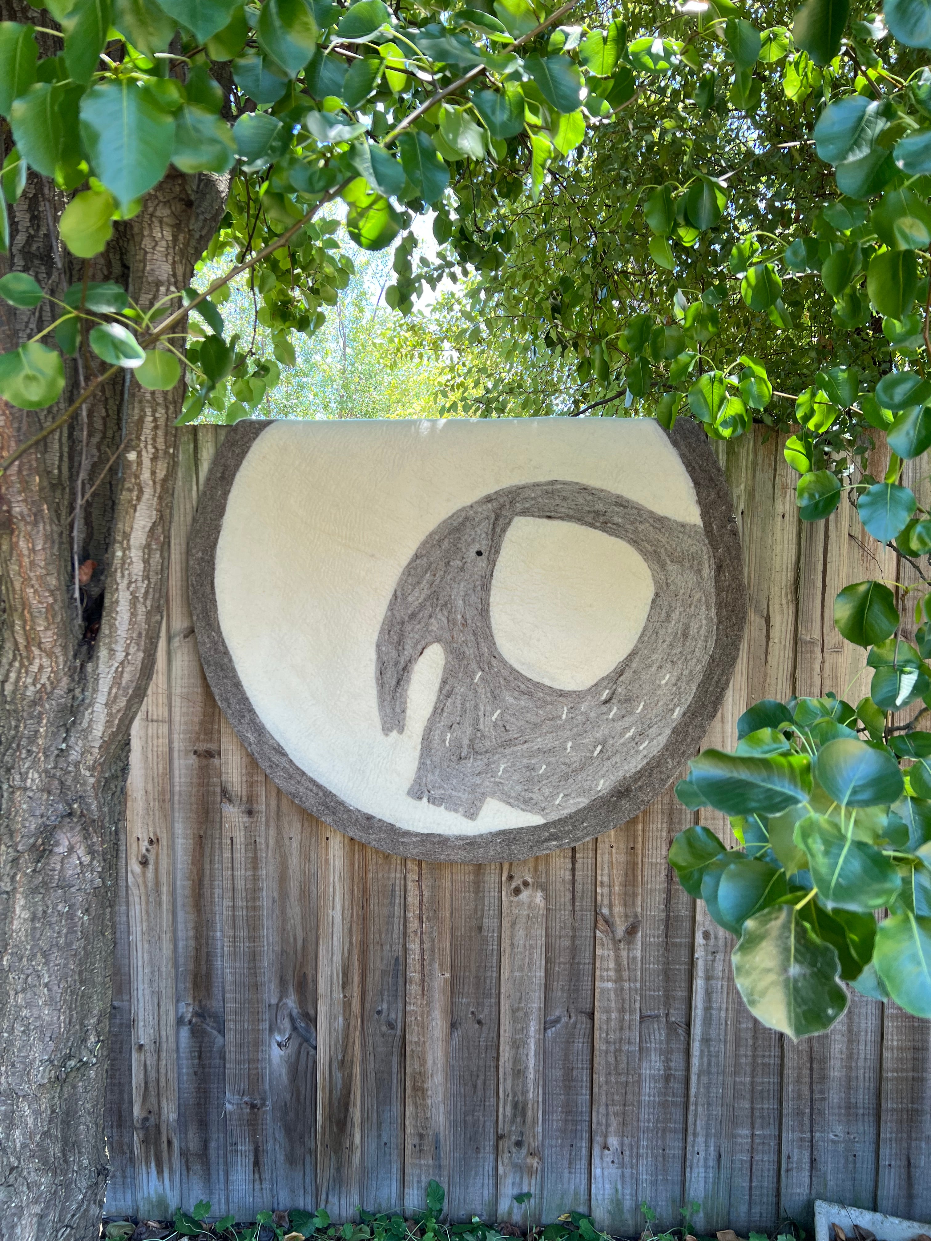 Muskhane | pasu round rug elephant | stone and light stone