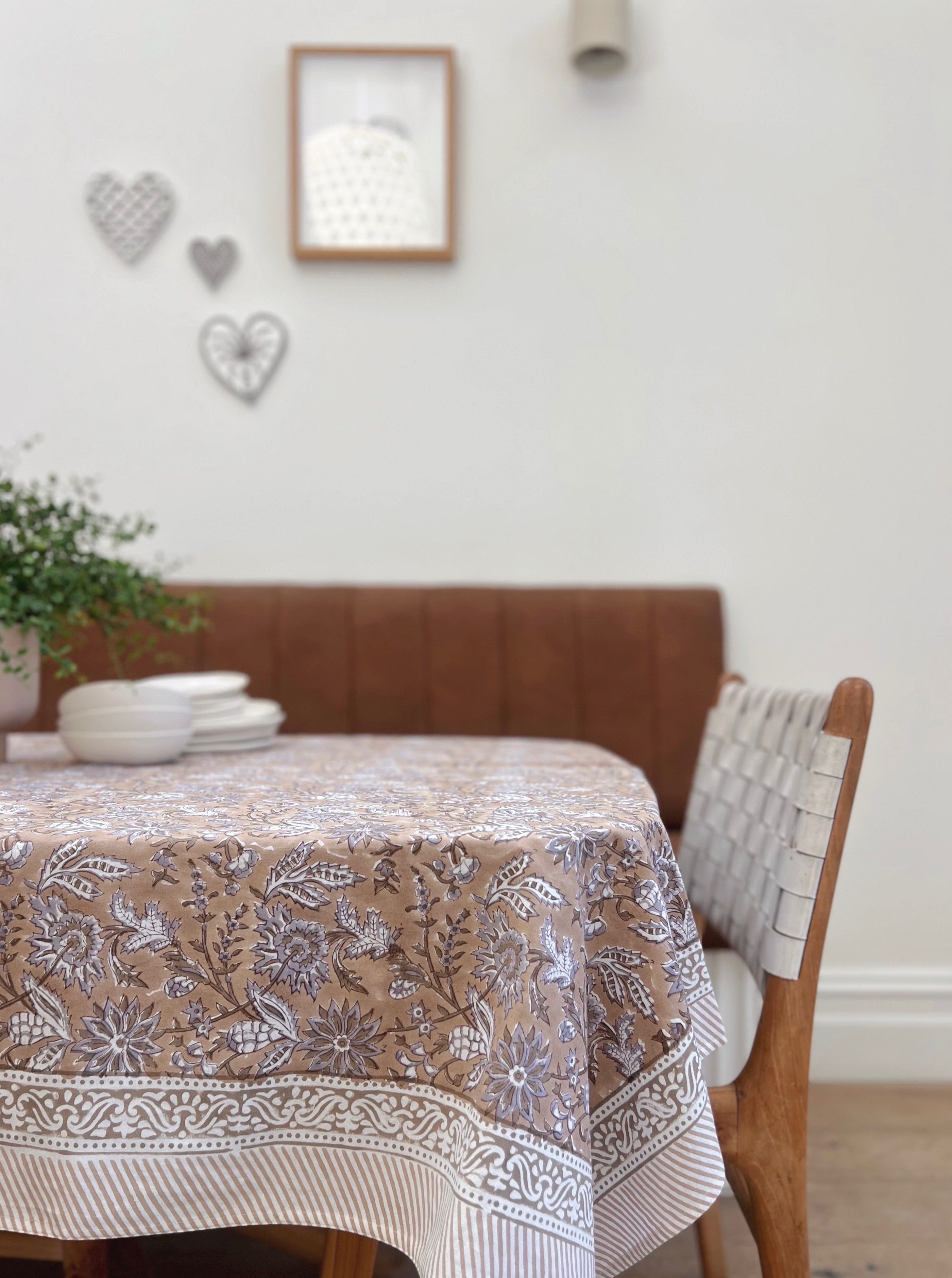 Chamois | Indian Summer cotton tablecloth | beige lavender