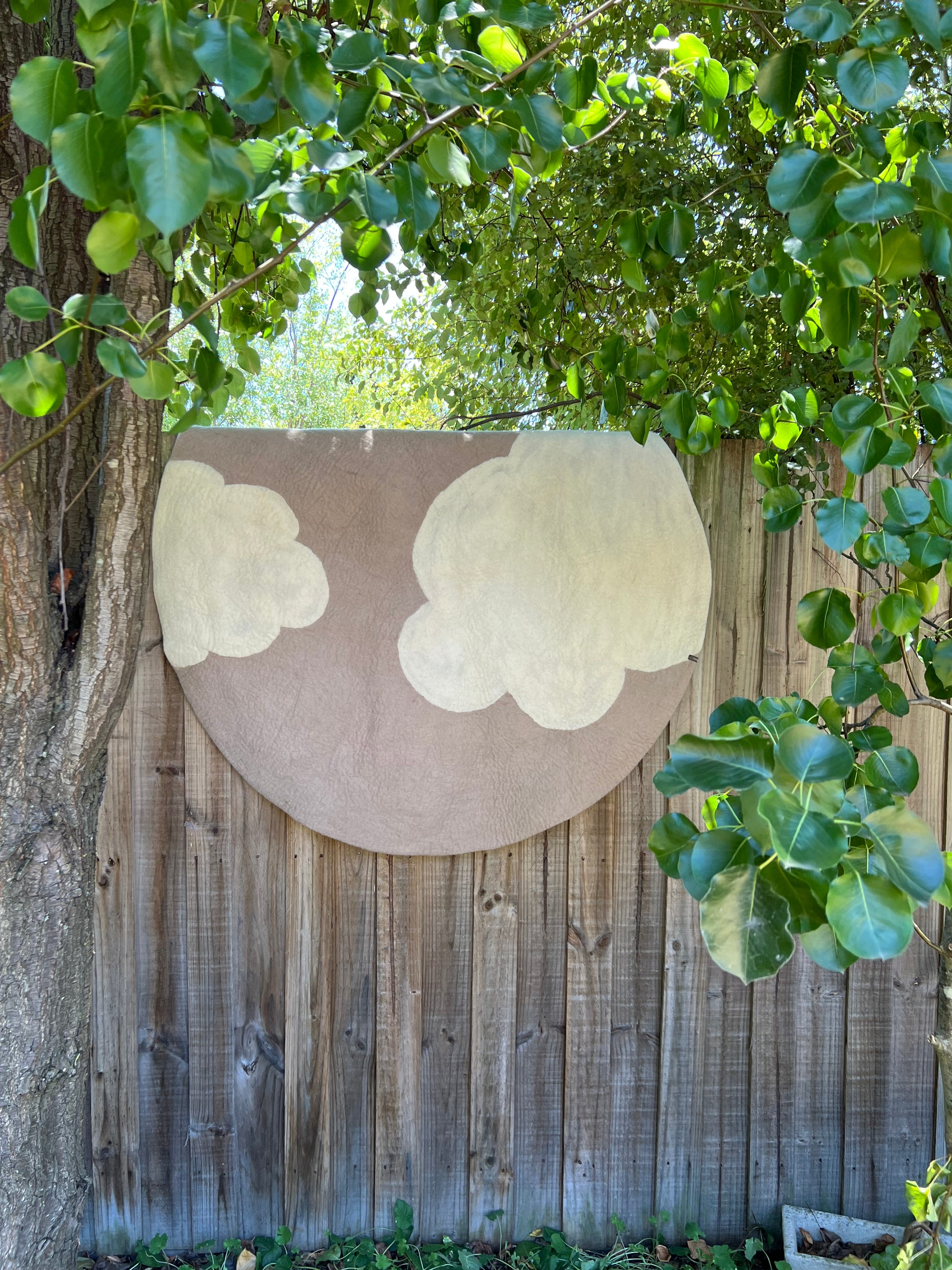 Muskhane | cloudy rug | sand natural