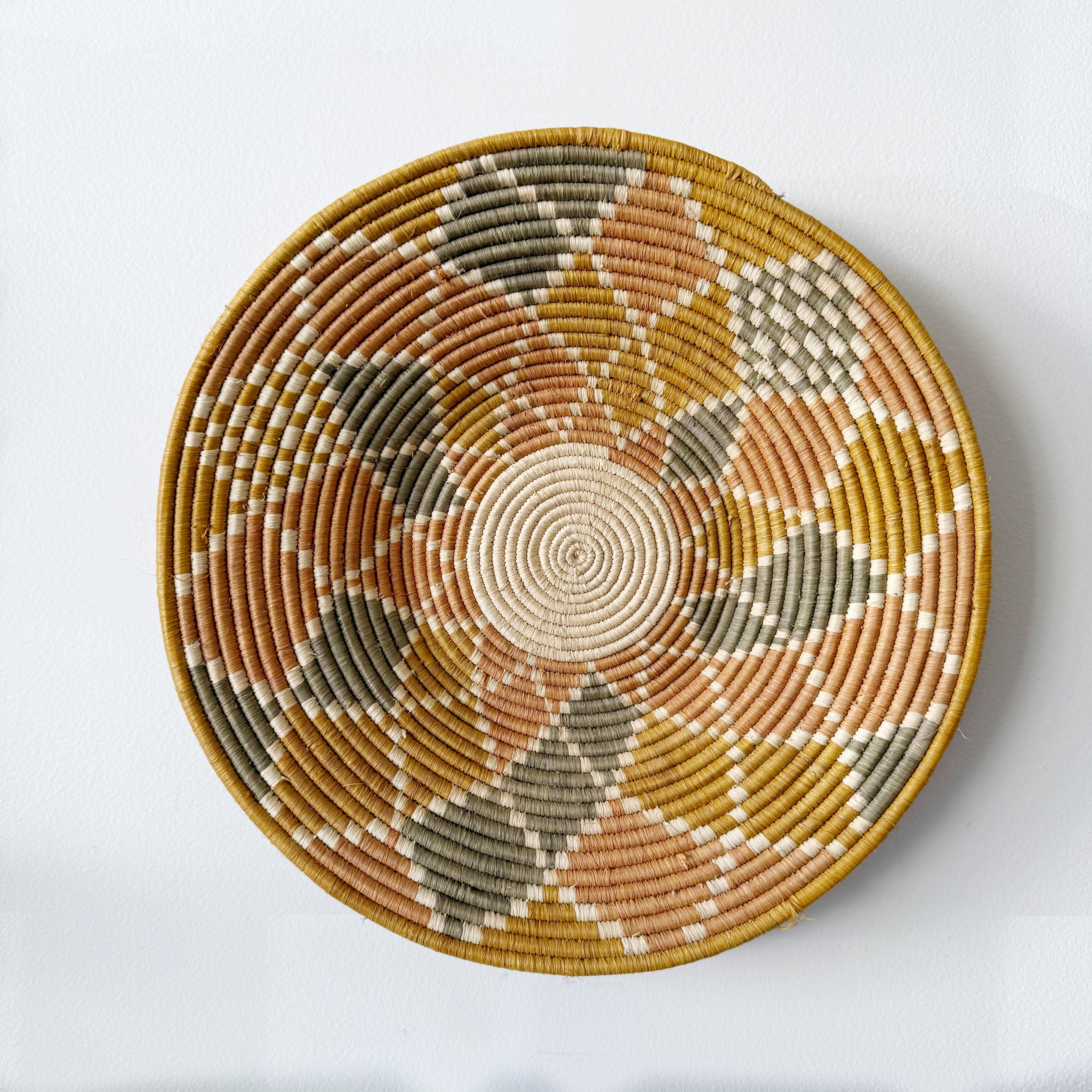 "Lotus" woven bowl | Cultivate #1