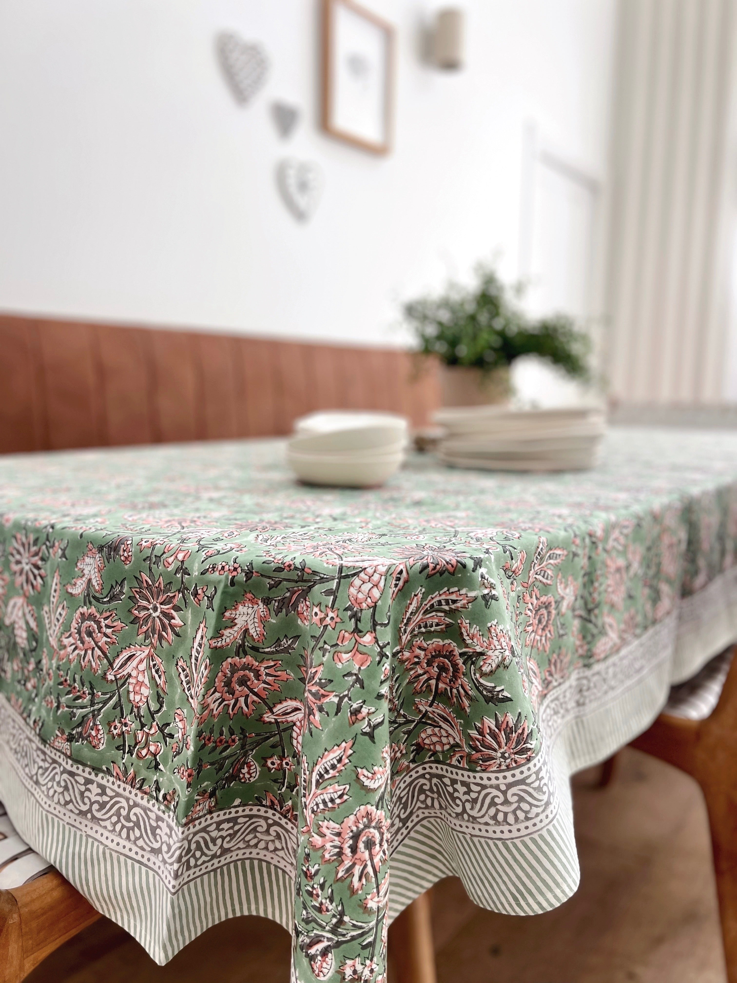 Chamois | Indian Summer cotton tablecloth | green rose