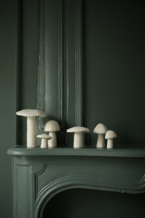 Muskhane | felt mushroom | large | natural