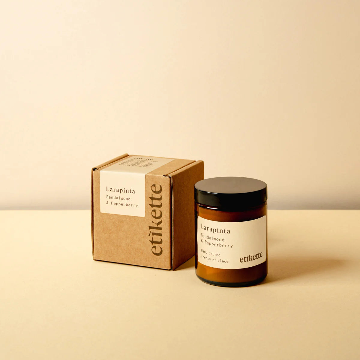 Etikette | soy candle | Larapinta Sandalwood Pepperberry | 175ml - box