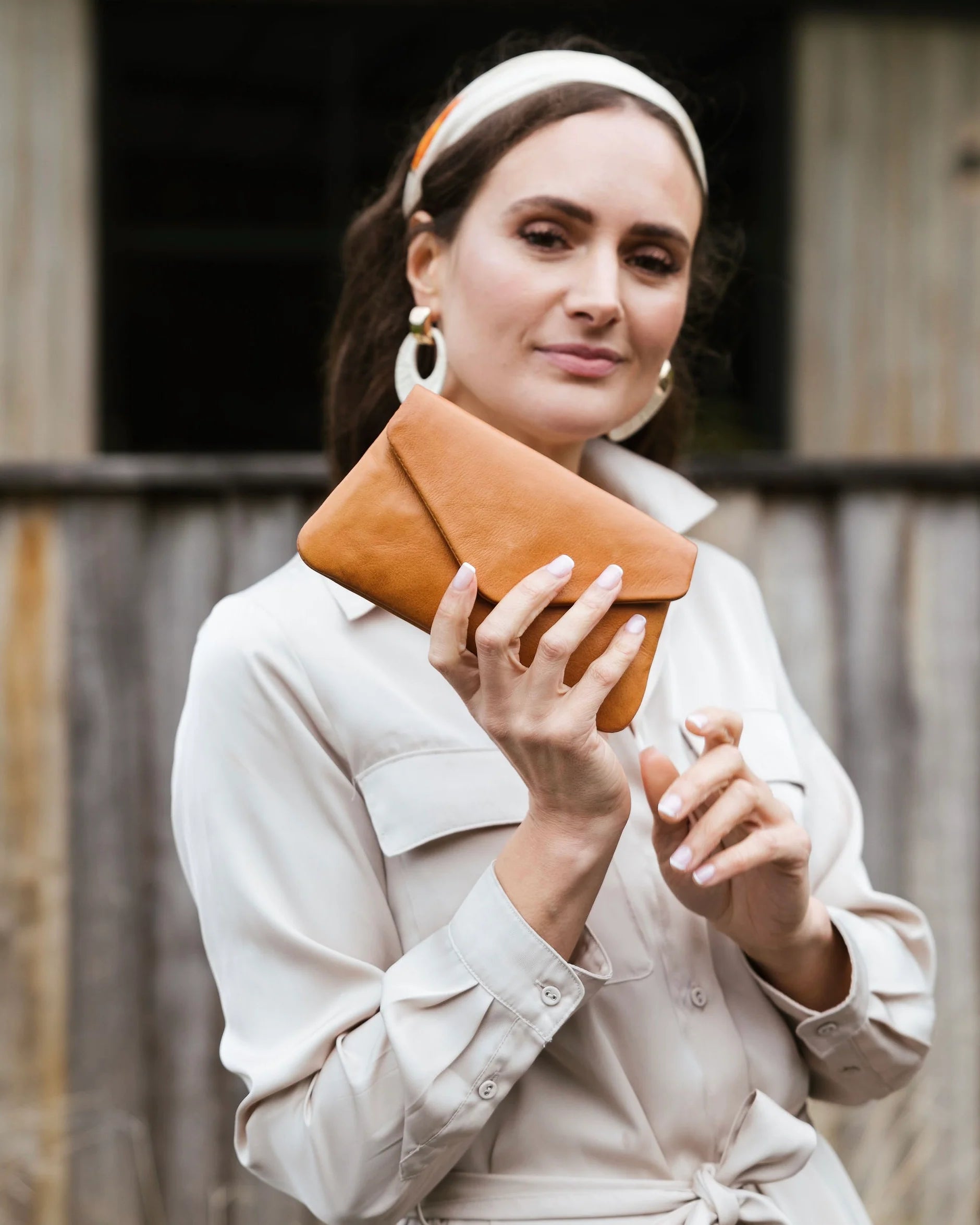 Dusky Robin | quinn leather purse | tan