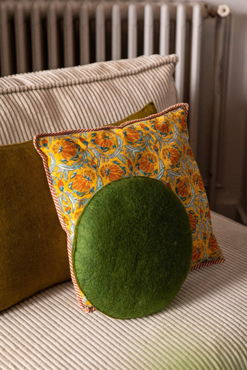 Muskhane | smartie cushion | olive