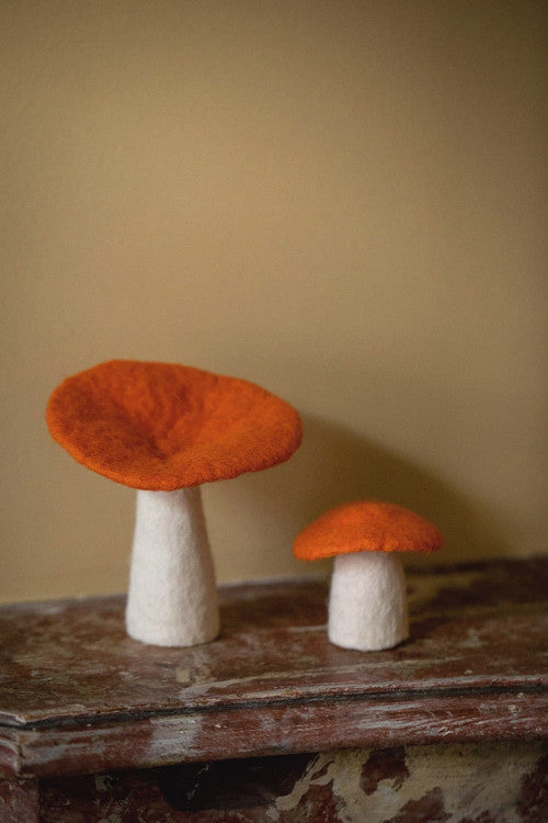 Muskhane | felt mushroom | small | pure orange