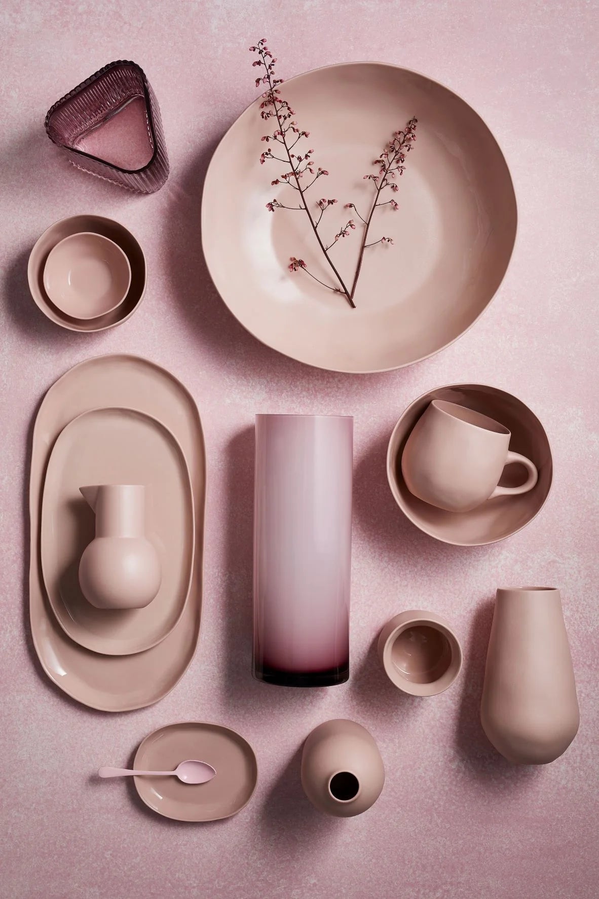 Marmoset Found | cloud oval plate | icy pink | medium
