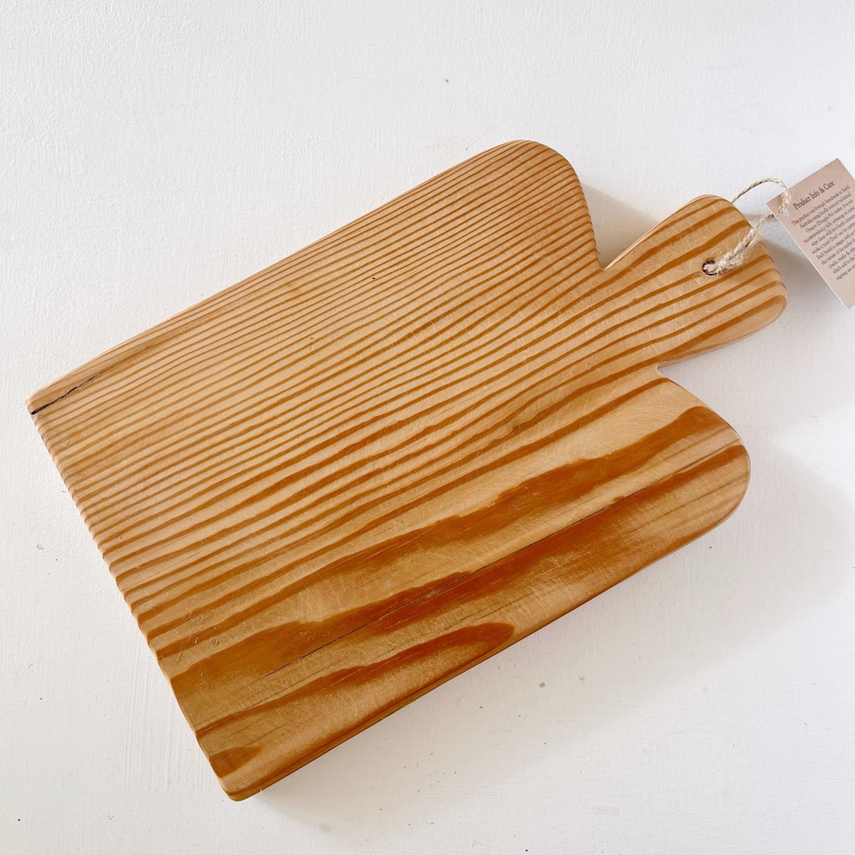 mondocherry - Ivy Alice | wooden serving board with curved corners | Medium - back