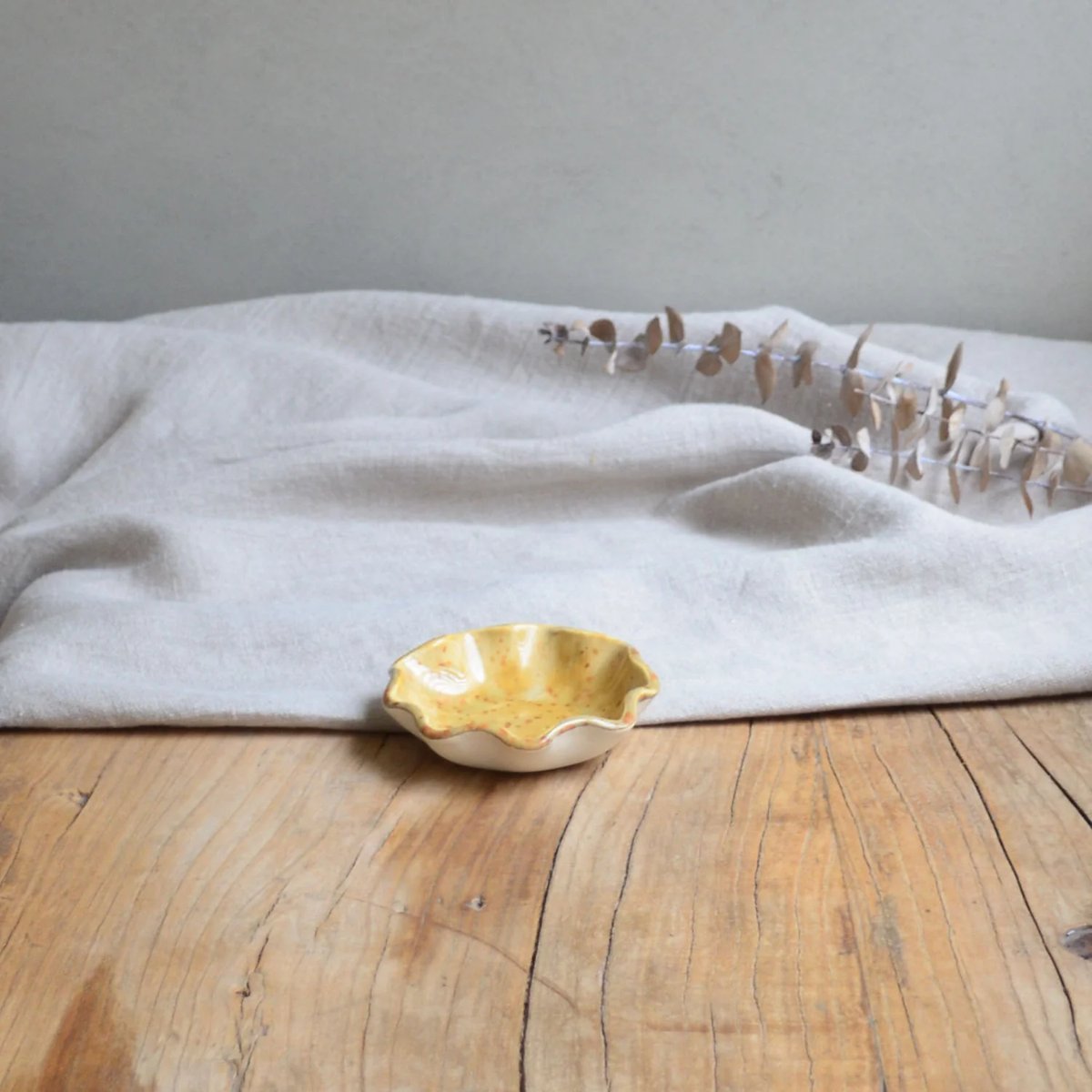 mondocherry - KW Ceramics | ruffle bowl | honey | small