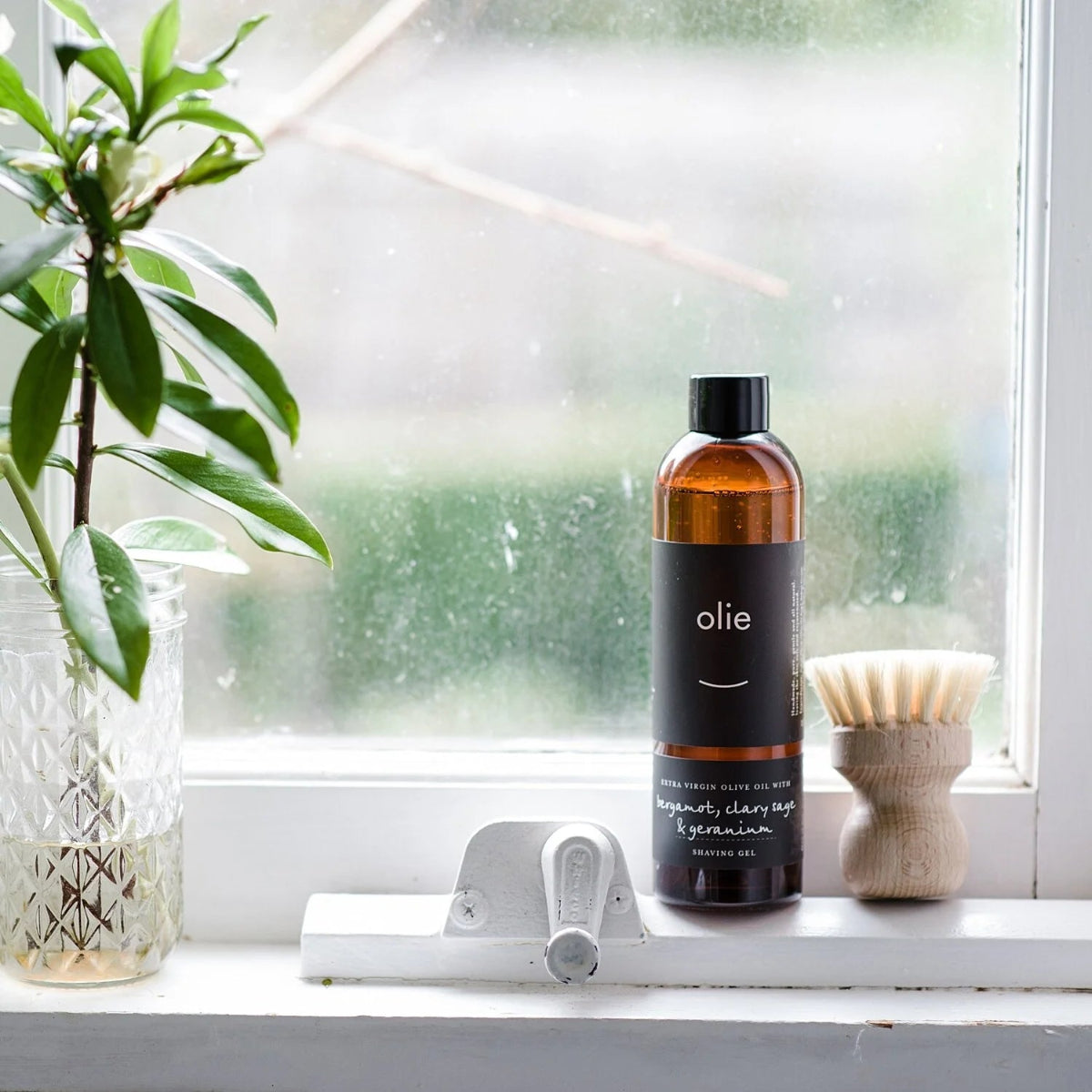 mondocherry - Olieve and Olie | shaving gel | bergamot - bathroom