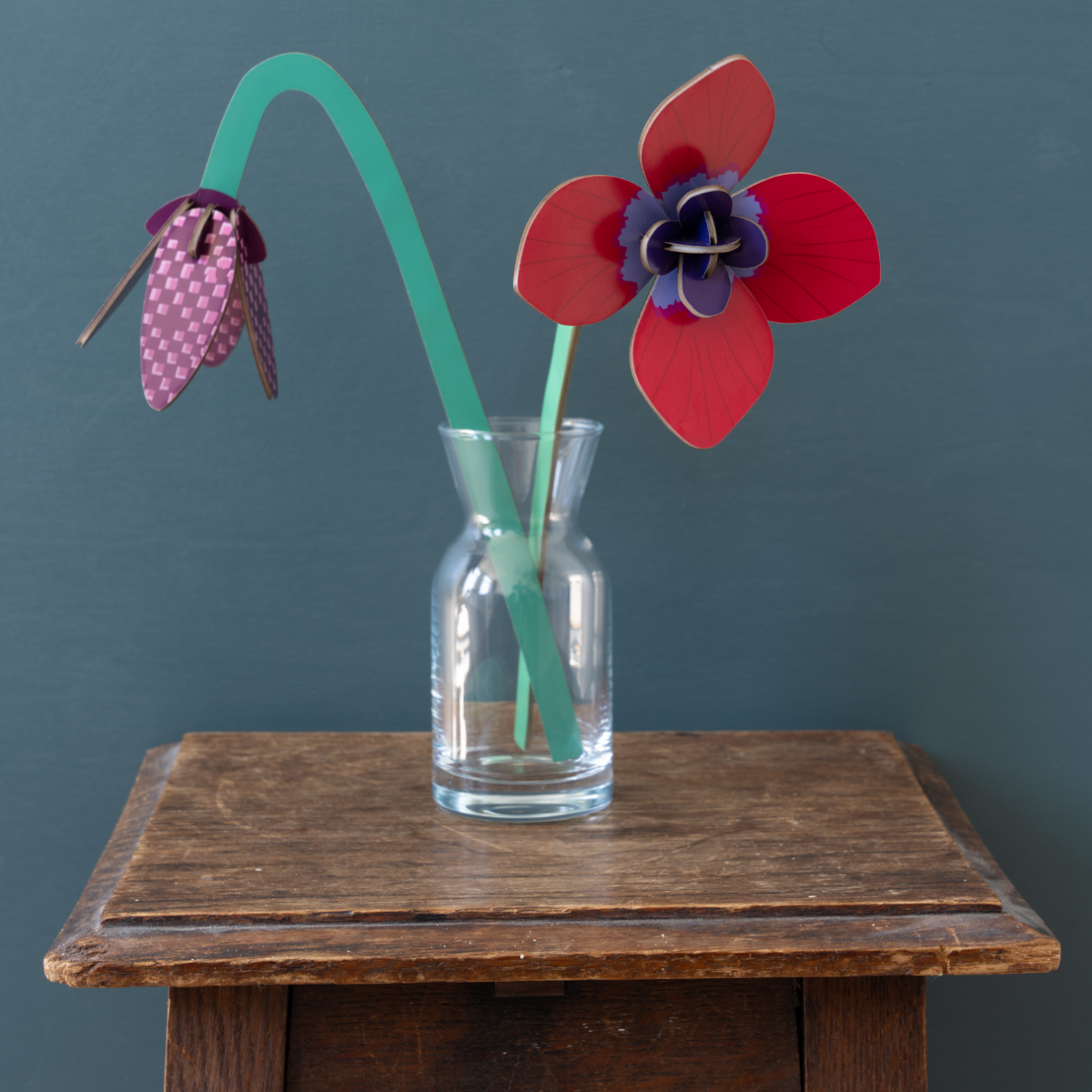 mondocherry - Studio Roof | everlasting flowers | red anenome - vase