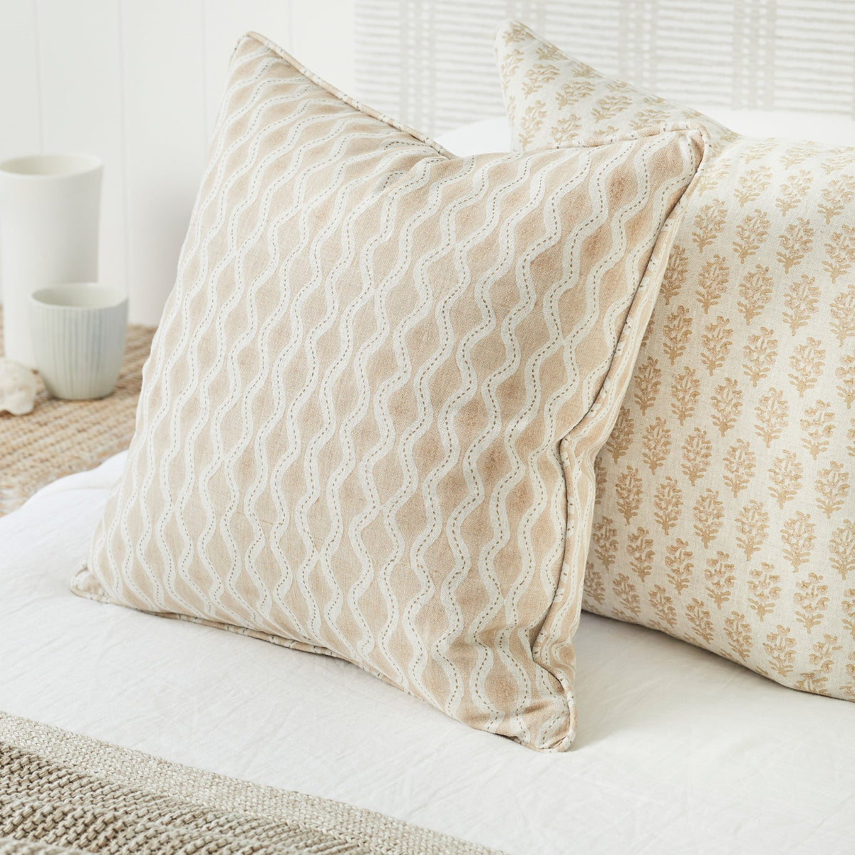 mondocherry - Walter G | ashfa Linen cushion - shell - bed