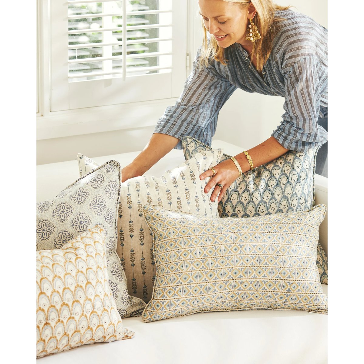 mondocherry - Walter G | geneva linen cushion | fresh azure - arrange