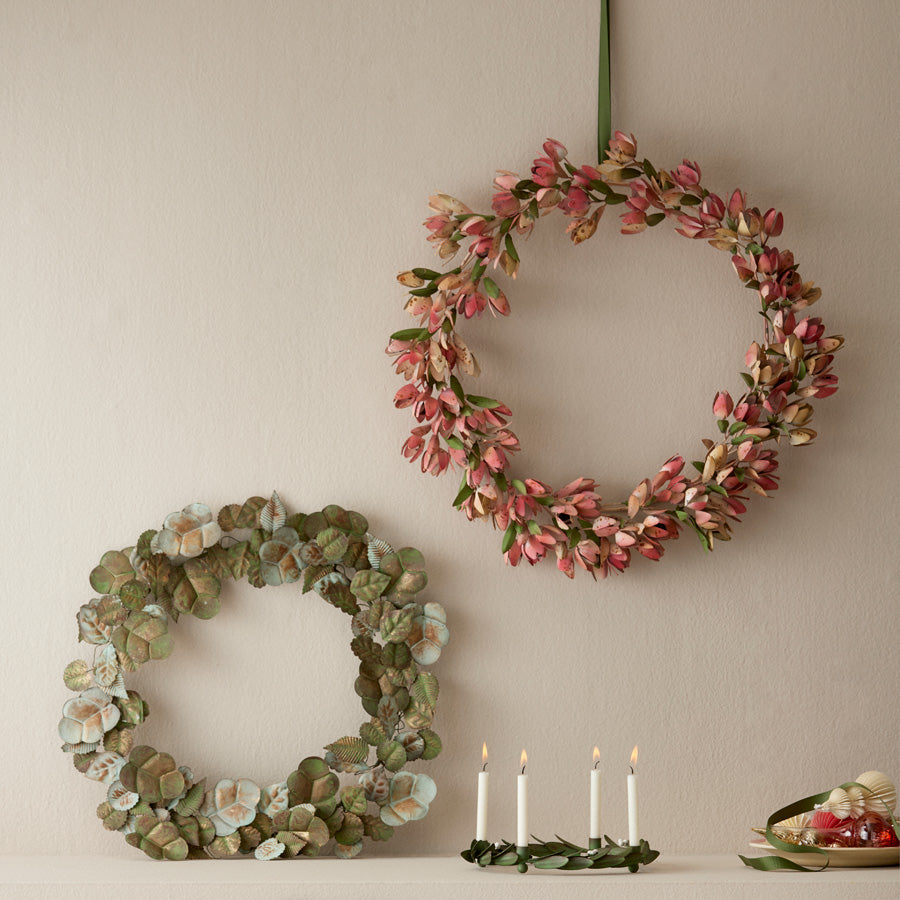 mondocherry - Bungalow | tulip wreath | blush - wall