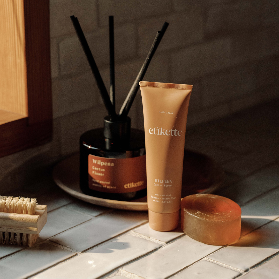 Etikette — hand cream — Wilpena in cactus flower — with fragrance products