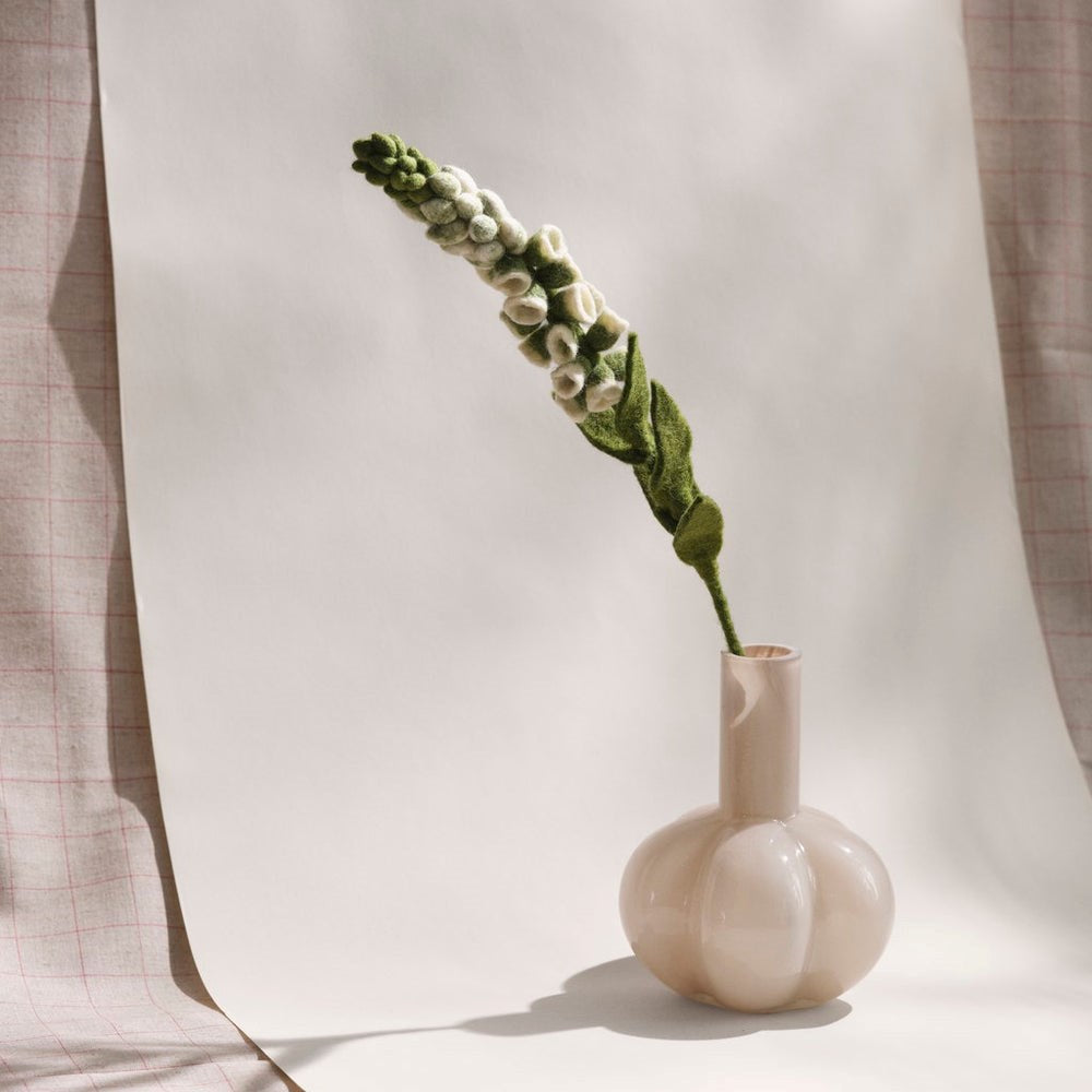 mondocherry - Gry & Sif | foxglove felt flower | vase