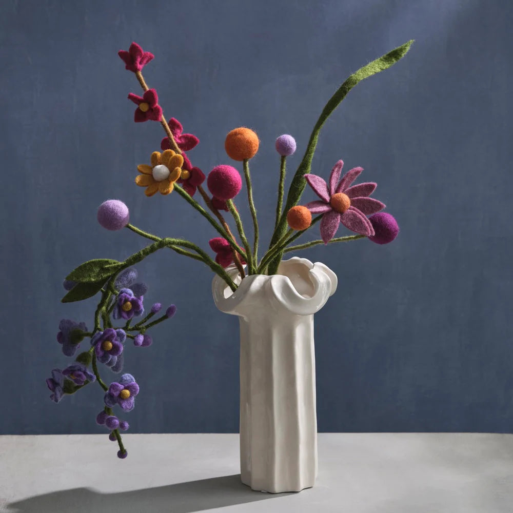 mondocherry - Gry & Sif | felt flower bouquet | Lalita - vase