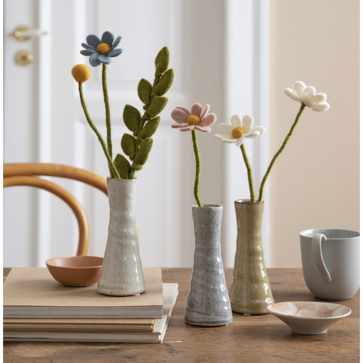 mondocherry - Gry & Sif | felt flower | sea blue - display