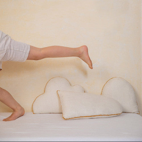 mondocherry - Muskhane | cloudy felt cushion | natural - play