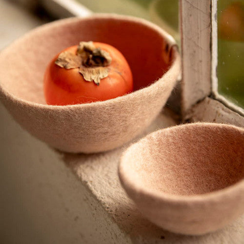 mondocherry - Muskhane | plain felt bowl | medium | powder pink - window