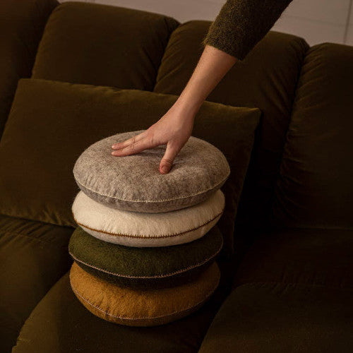mondocherry - Muskhane smartie cushion - light stone white