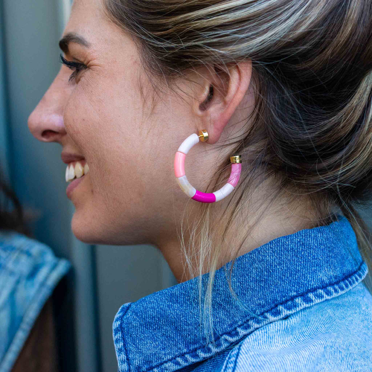 mondocherry - Parabaya | bola earrings | dark pink - wear