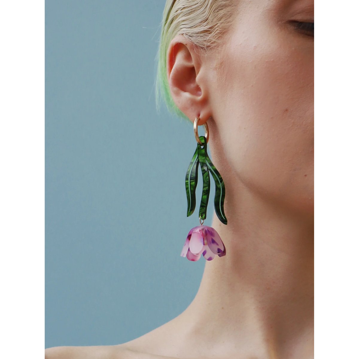 mondocherry - Wolf & Moon | tulip hoop statement earrings lavender - close