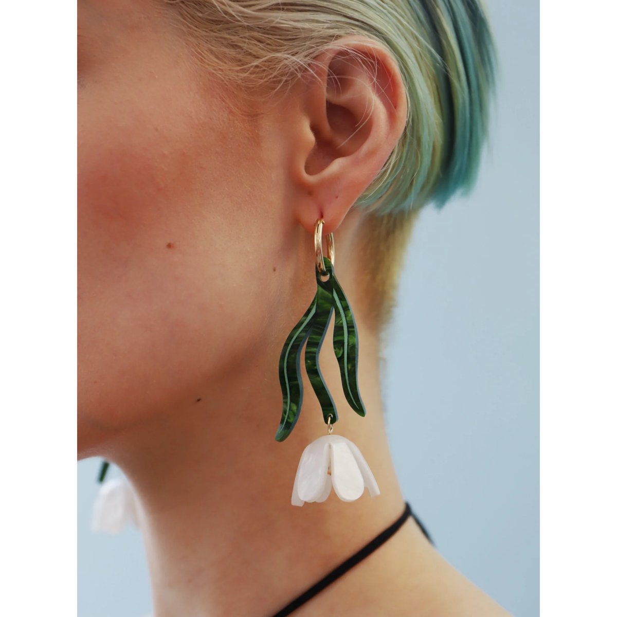 mondocherry - Wolf & Moon | tulip hoop statement earrings white - close