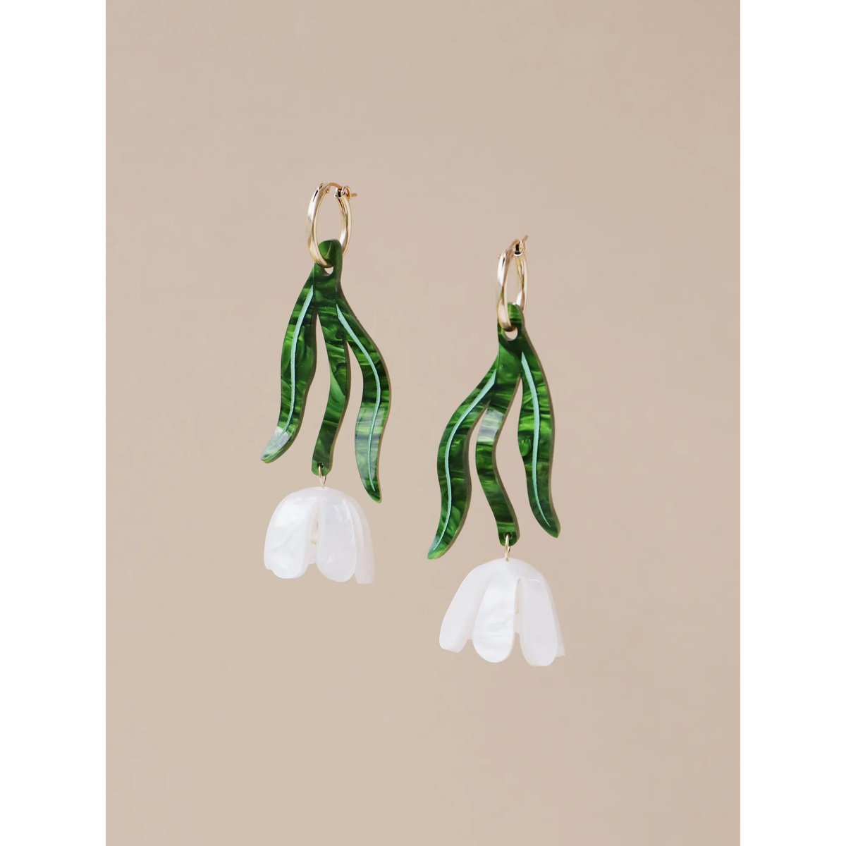 mondocherry - Wolf & Moon | tulip hoop statement earrings white