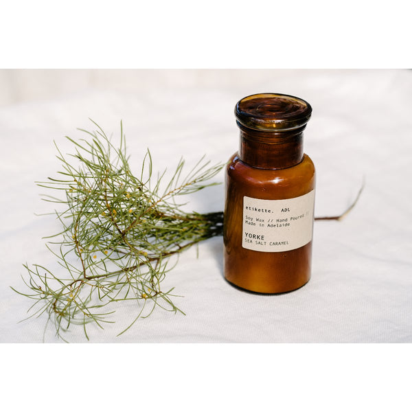 Etikette soy candle | yorke sea salt caramel | 250ml