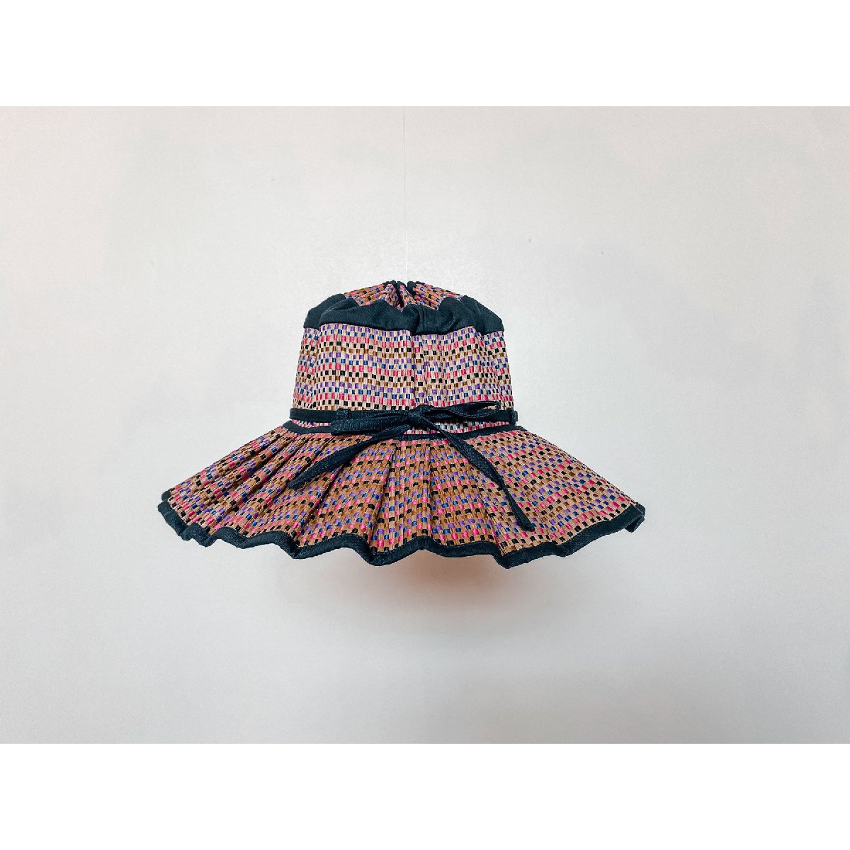 Lorna Murray | "Island Capri" hat | ottoman | child