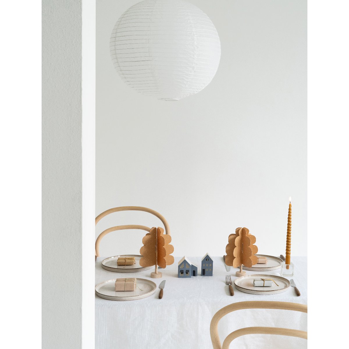 mondocherry - Jurianne Matter | oak tree | light brown - table