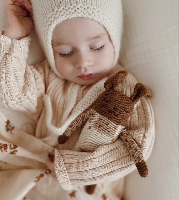 mondocherry - main sauvage | bunny soft toy | ecru overalls - sleep