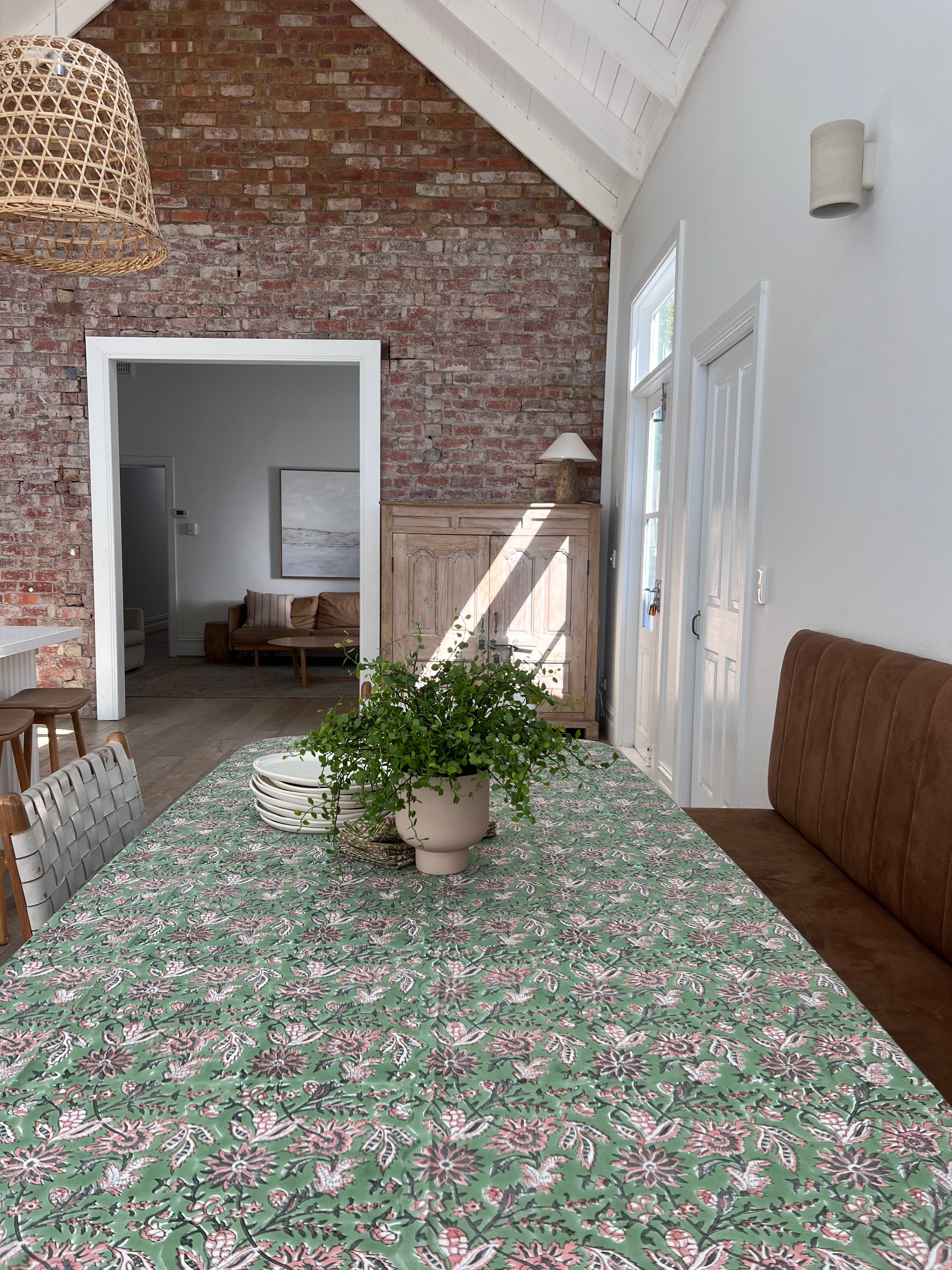 Chamois | Indian Summer cotton tablecloth | green rose