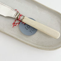 Fourchette and Cie | serving knife | “slice of heaven"