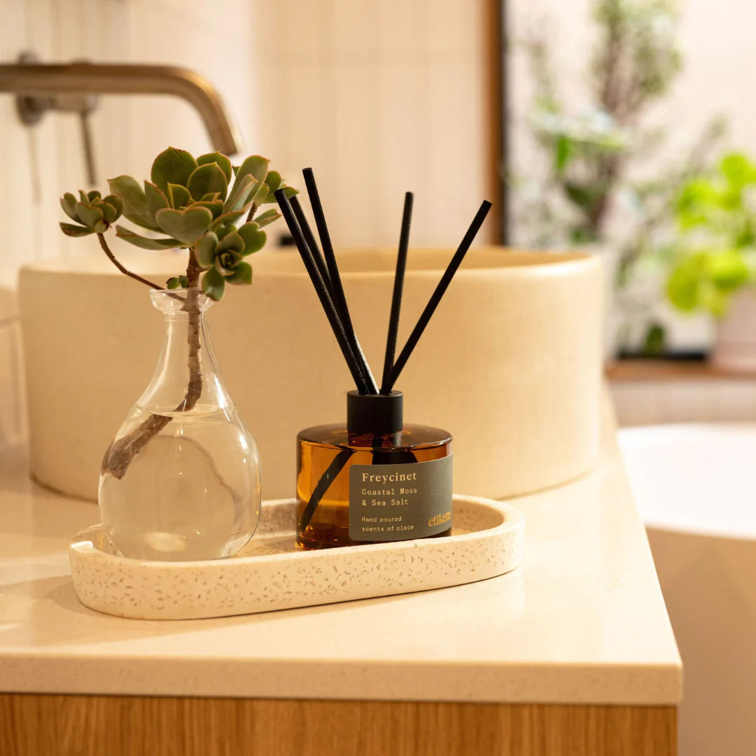 Etikette | eco reed diffuser | Freycinet coastal moss sea salt | 200ml - shelf