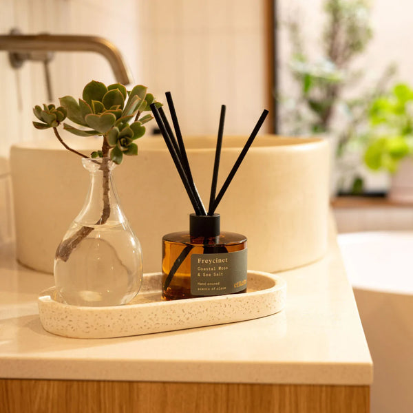 Etikette | eco reed diffuser | Freycinet coastal moss sea salt | 200ml - shelf