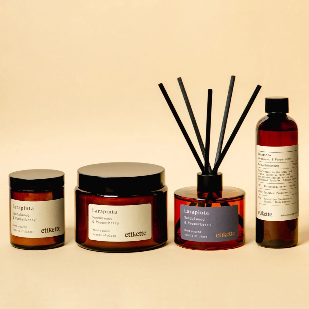 Etikette | soy candle | Larapinta Sandalwood Pepperberry | 500ml - collection