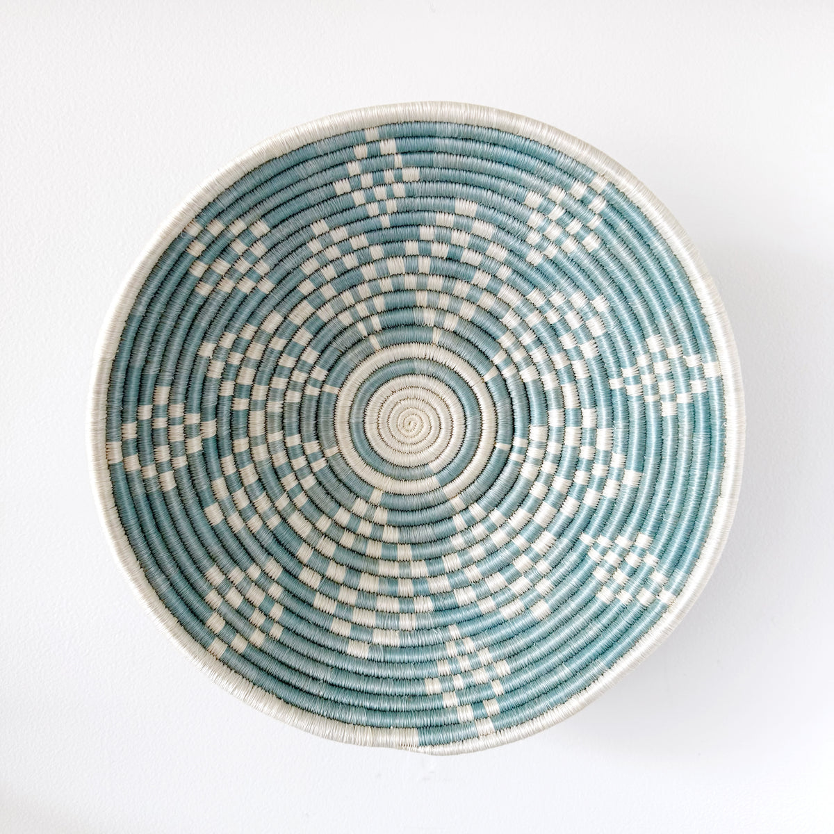 "Ikaze" woven bowl | large | silver blue #2