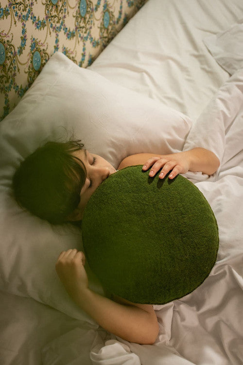 Muskhane | smartie cushion | olive