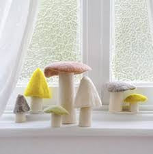 Muskhane | felt morel mushroom | large | light stone
