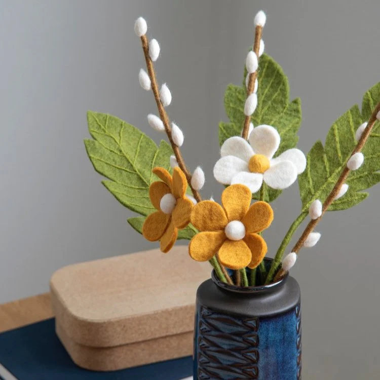 Gry & Sif | felt anemone flower | yellow