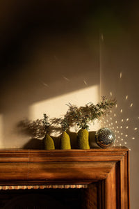 Muskhane | felt tinkerbell vase set | anise