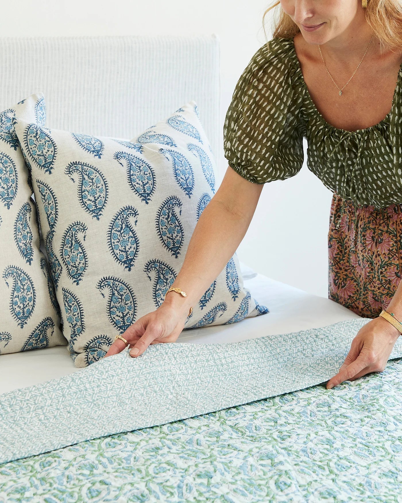 Walter G | cotton quilt | Marbella emerald