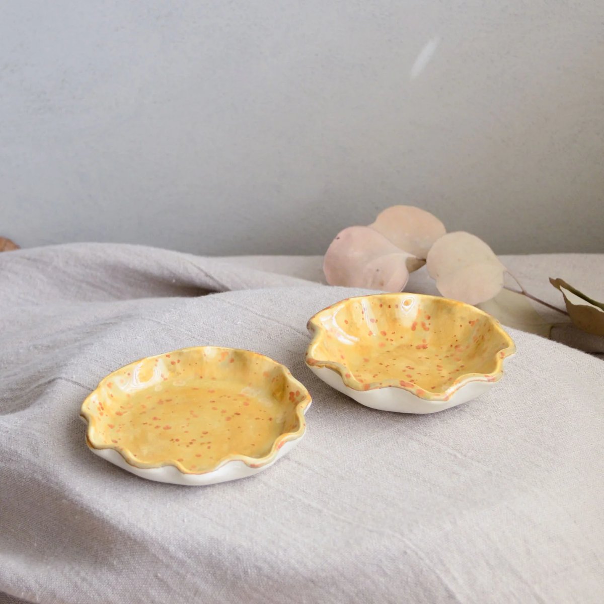 mondocherry - KW Ceramics | ruffle dish  | honey | small - bowl