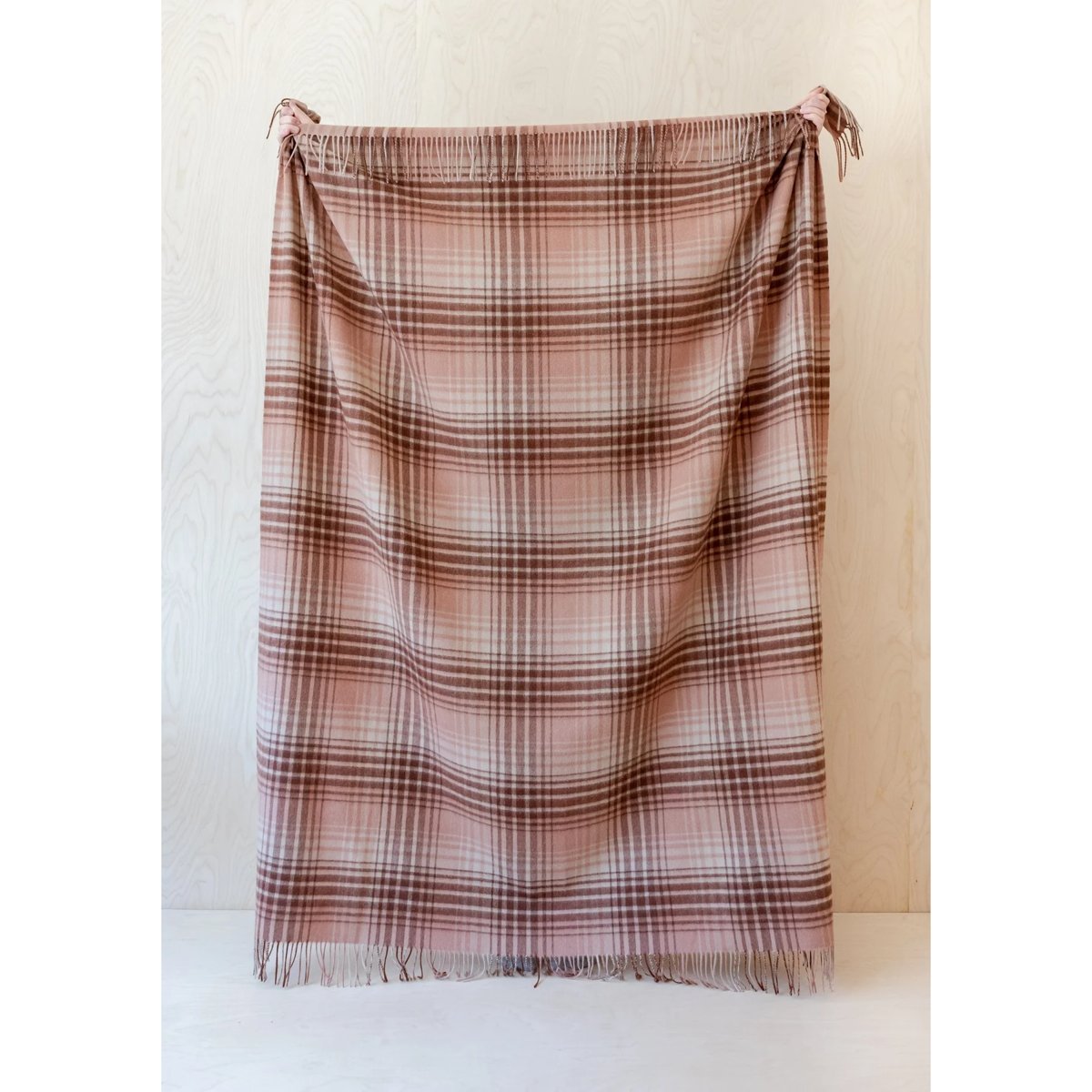 mondocherry - TBCo lambswool blanket - blush gradient - check