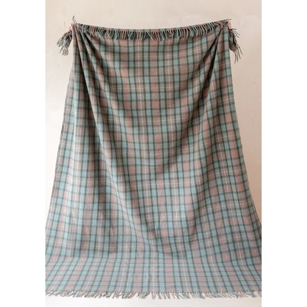 TBCo | recycled wool king blanket in fraser hunting weathered tartan
