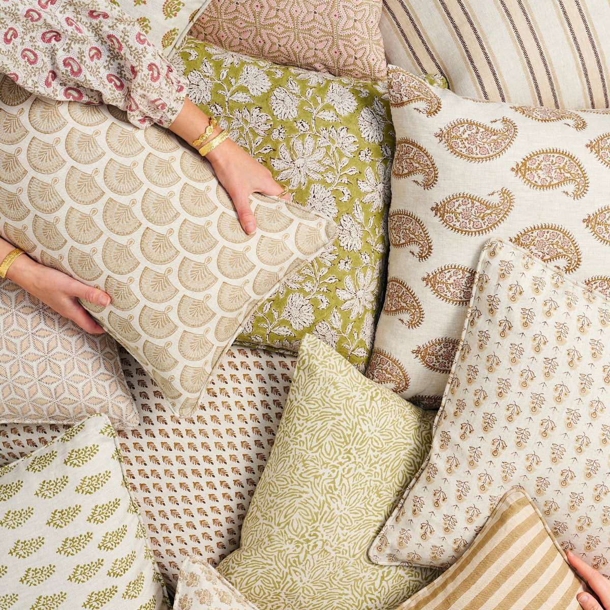 mondocherry - Walter G | bodrum linen cushion | shell - pile