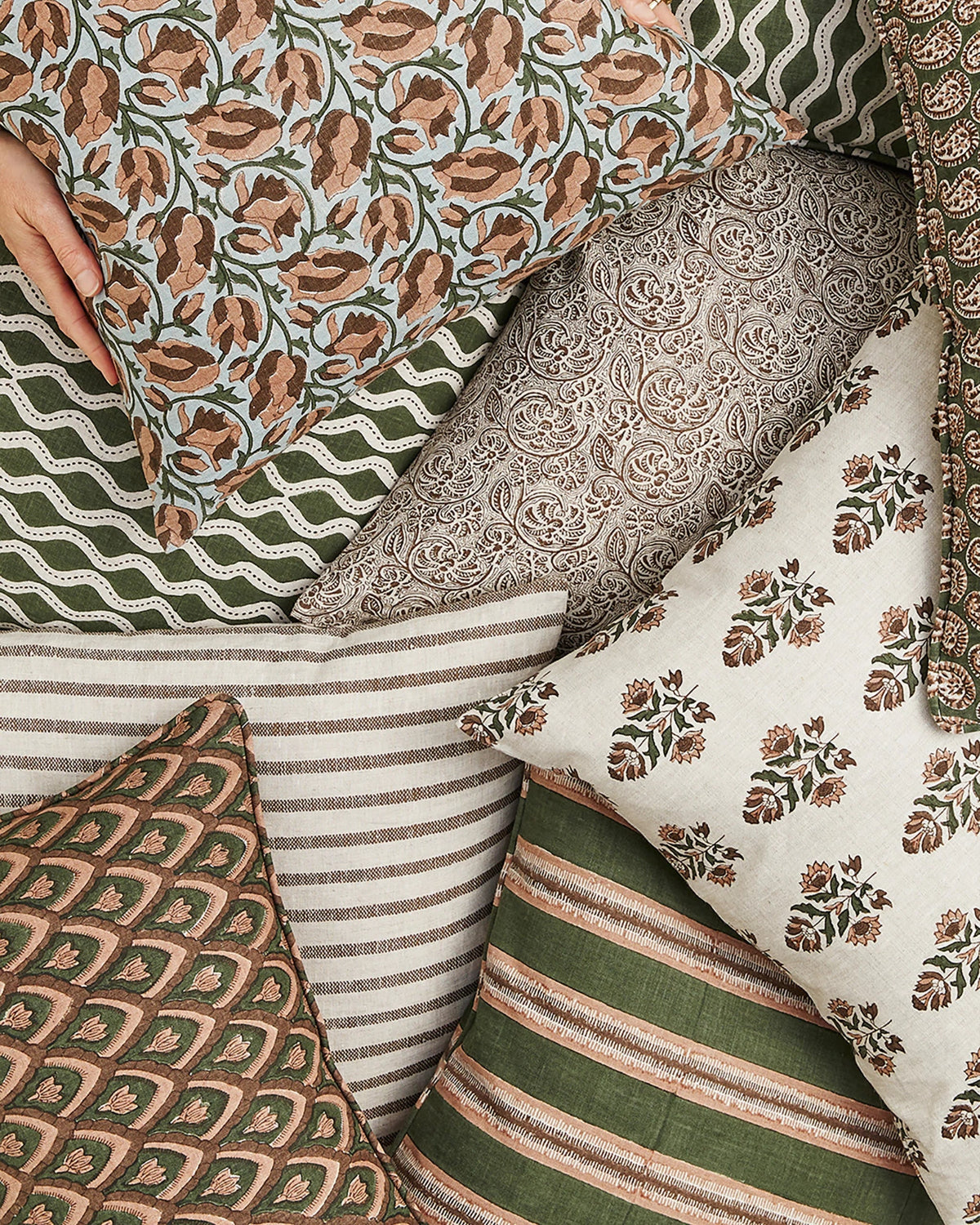 mondocherry - Walter G | buzios linen cushion | rosewood - pile