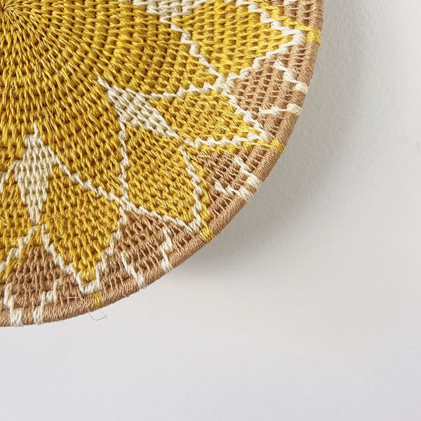 "Zienzele" african woven bowl | gold #2 - mondocherry - close